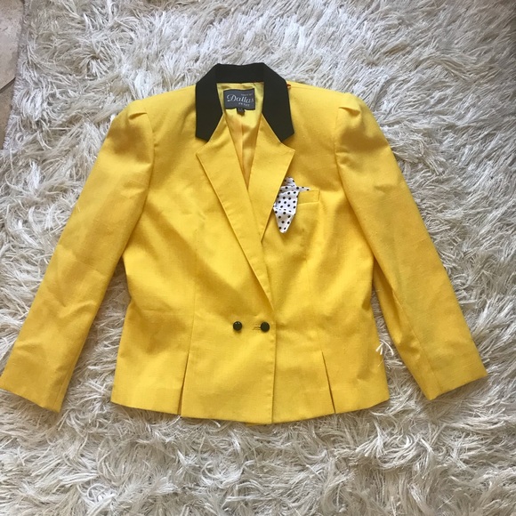 Vintage Beautiful yellow blazer - Picture 1 of 4